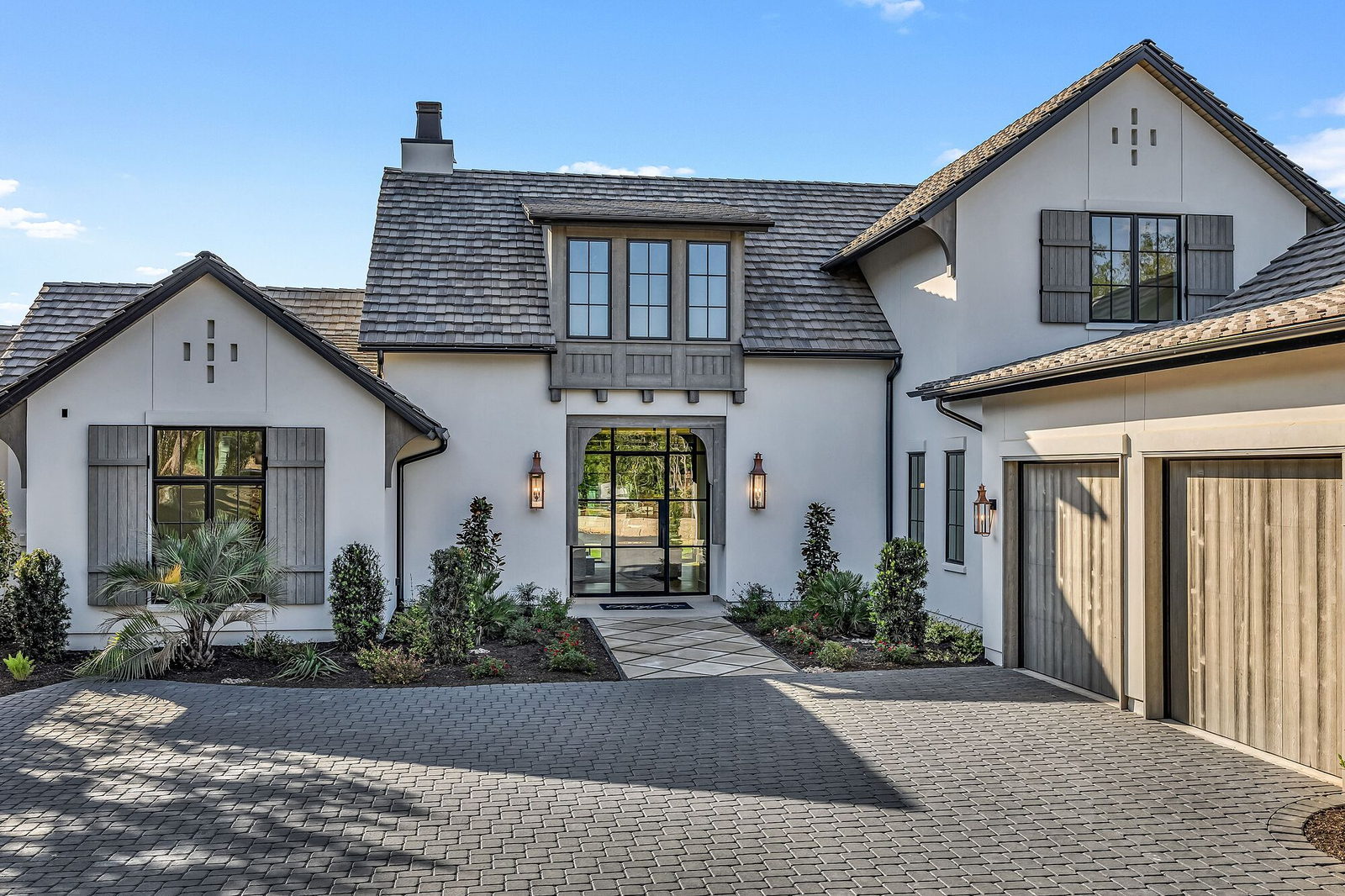 Exterior view of 4304 Amarra in Amarra Cottages, Barton Creek